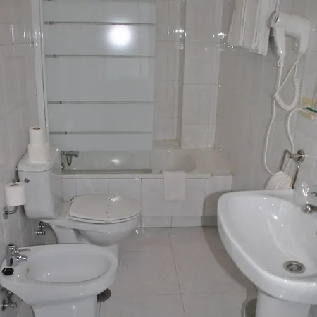 Junquera 3*
