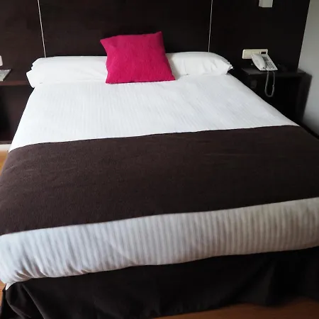 Junquera Otel 3*