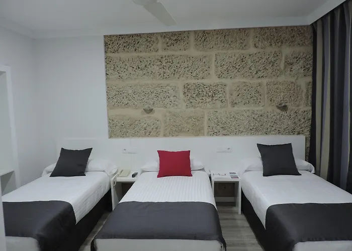 Junquera Otel 3*